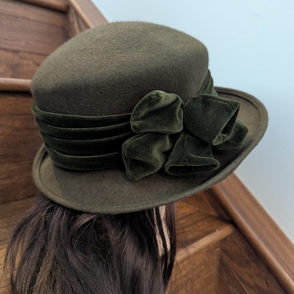 Vintage Designer Gruppo Italiano Green Wool Felt And Velvet Hat - Picture 6 of 9